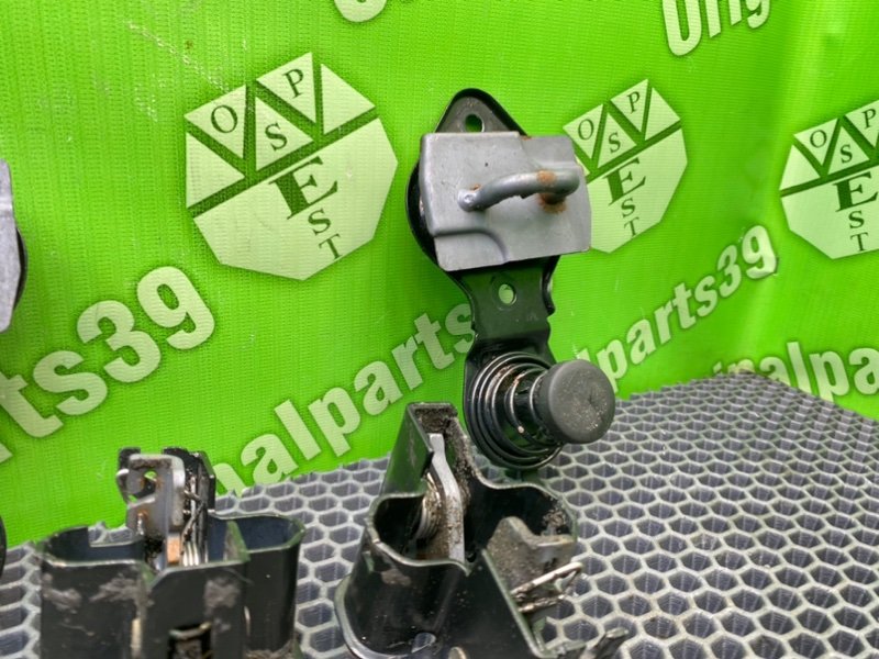 Замок капота, 1900 рублей, Калининград