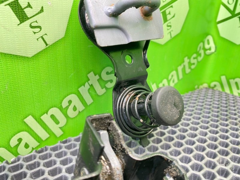 Замок капота, 1900 рублей, Калининград