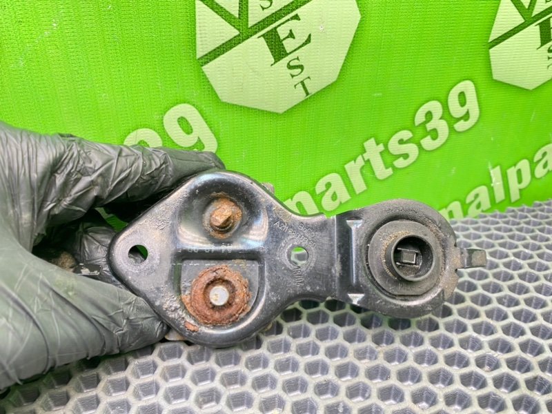 Замок капота, 1900 рублей, Калининград