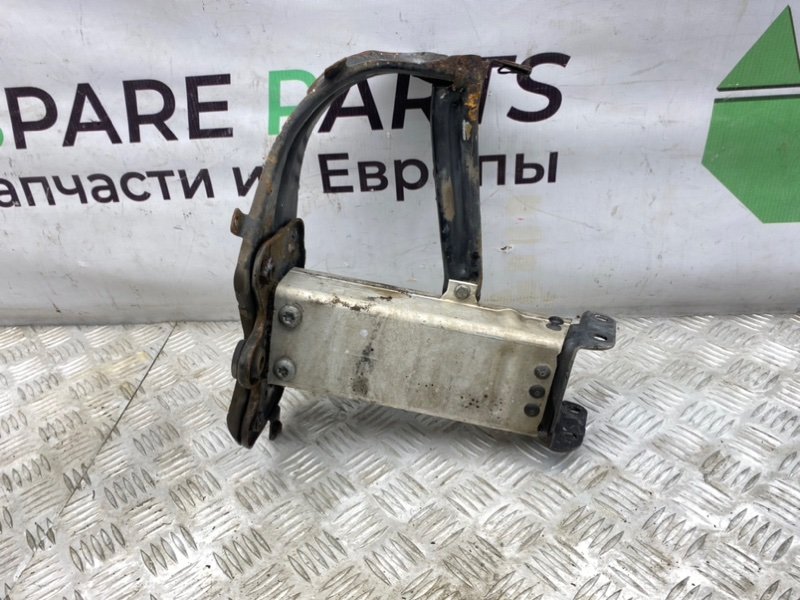 Кронштейн усилителя бампера, 1600 рублей, Калининград