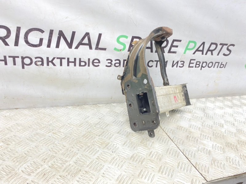 Кронштейн усилителя бампера, 1400 рублей, Калининград