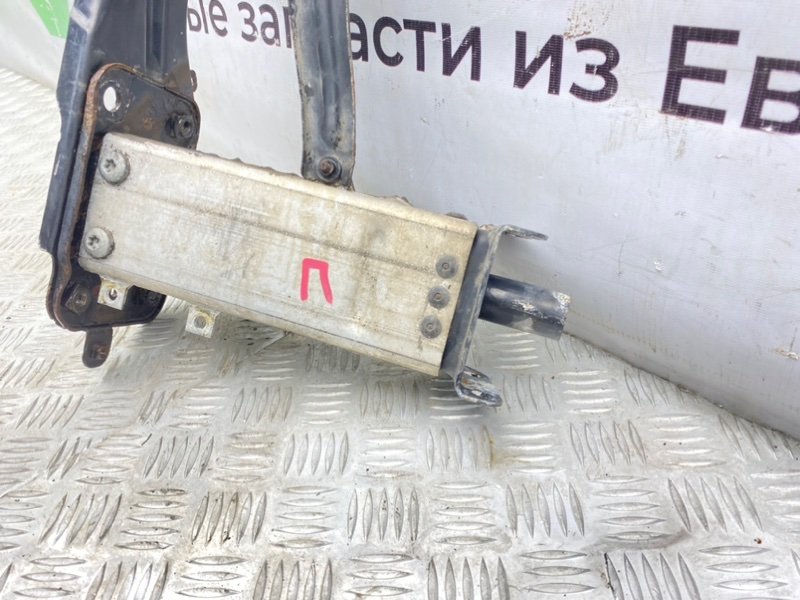 Кронштейн усилителя бампера, 1400 рублей, Калининград