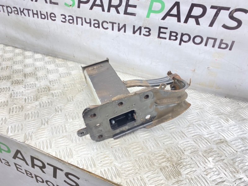 Кронштейн усилителя бампера, 1400 рублей, Калининград