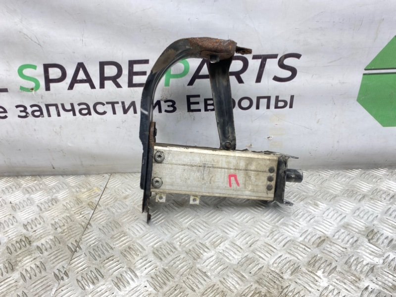 Кронштейн усилителя бампера, 1400 рублей, Калининград