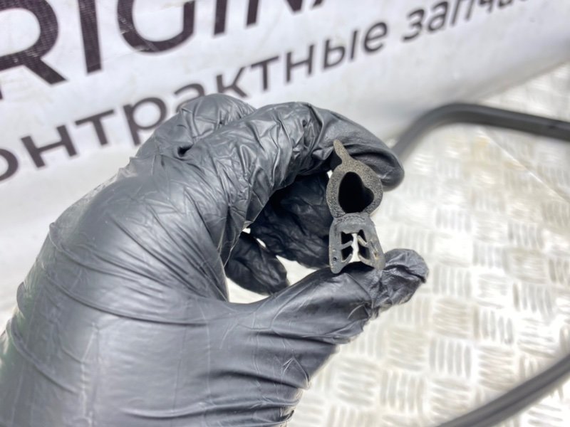 Уплотнительная резинка капота, 1000 рублей, Калининград
