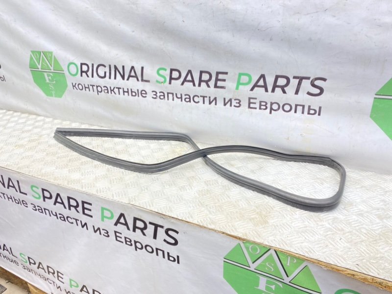 Уплотнительная резинка капота, 1000 рублей, Калининград