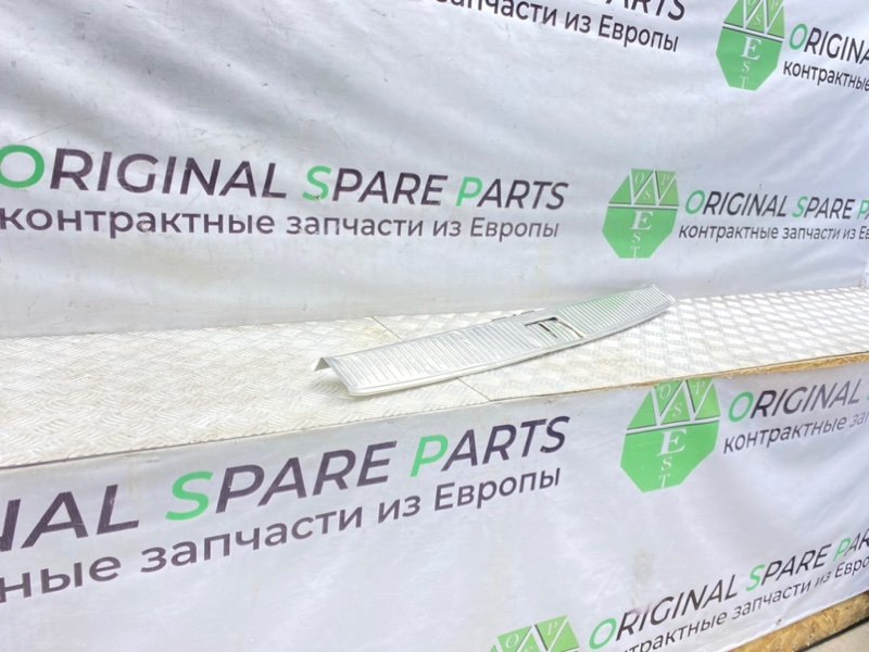 Накладка замка багажника, 1700 рублей, Калининград