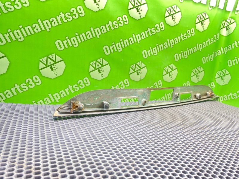 Молдинг багажника, 1600 рублей, Калининград