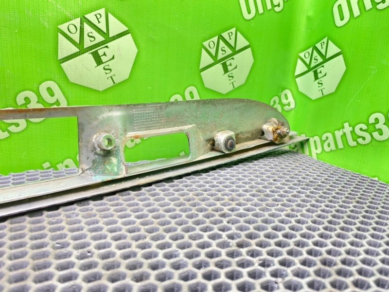 Молдинг багажника, 1600 рублей, Калининград