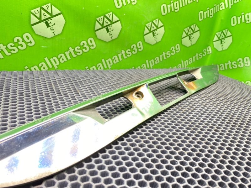 Молдинг багажника, 1600 рублей, Калининград