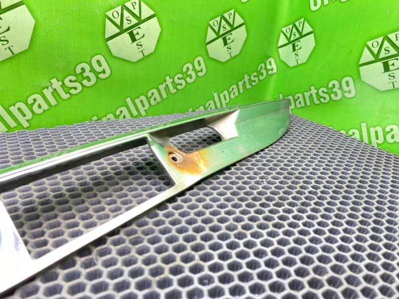 Молдинг багажника, 1600 рублей, Калининград