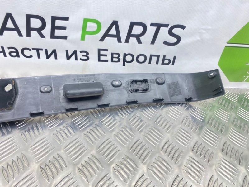 Накладка двери багажника, 900 рублей, Калининград