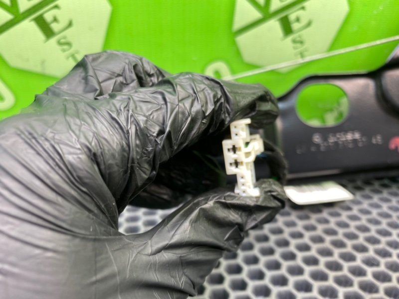 Стеклоподъемник, 1000 рублей, Калининград