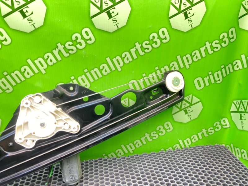 Стеклоподъемник, 1000 рублей, Калининград