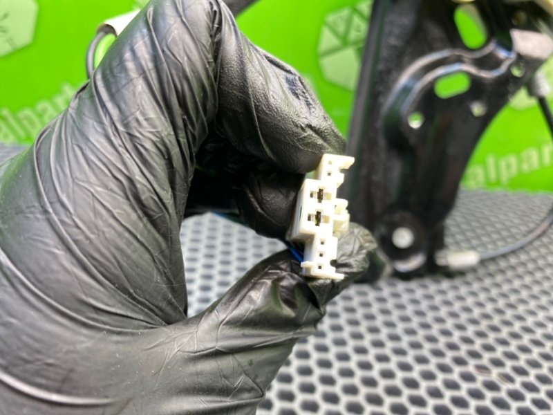 Стеклоподъемник, 1900 рублей, Калининград