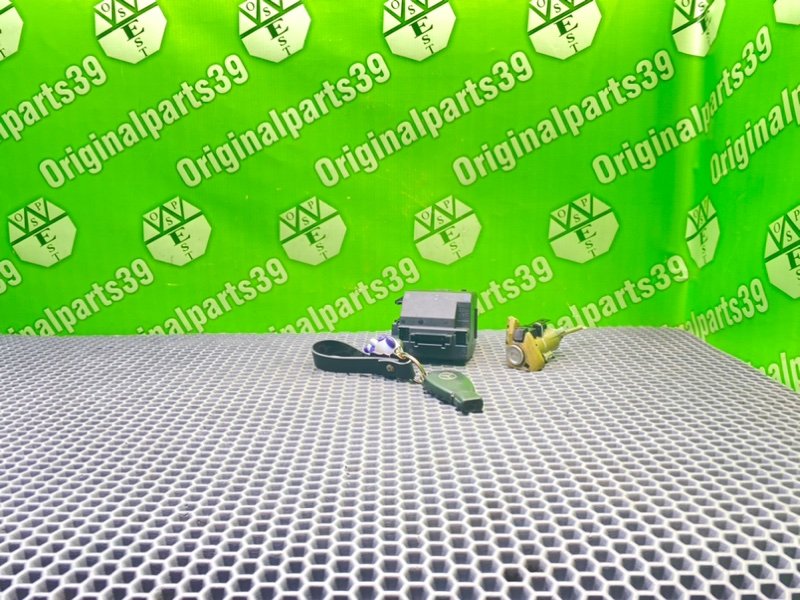 Замок зажигания, 2900 рублей, Калининград