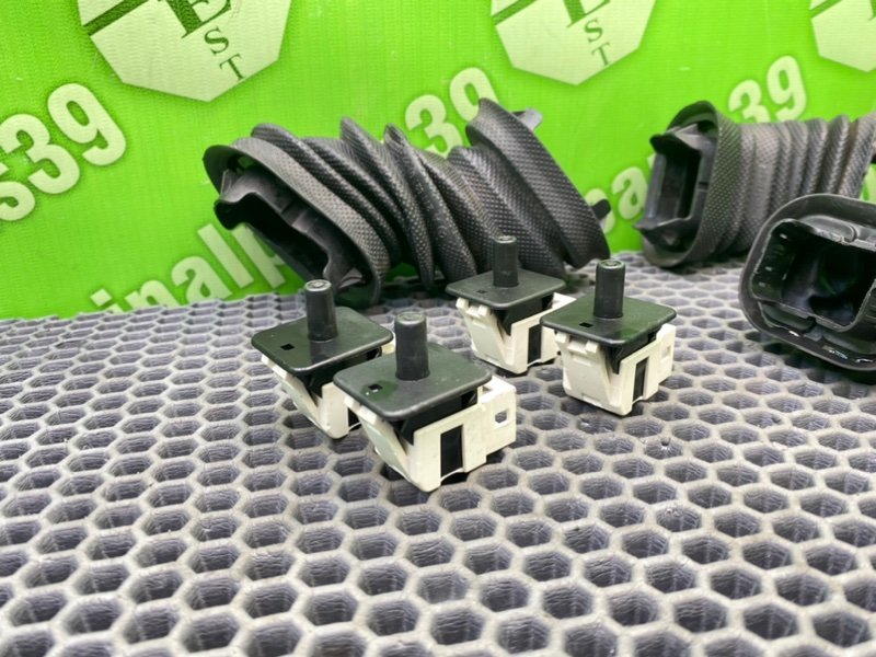 Концевик двери, 1000 рублей, Калининград