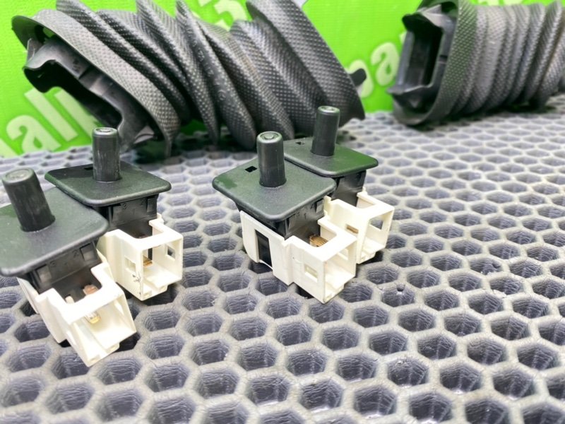 Концевик двери, 1000 рублей, Калининград