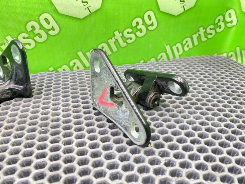 Петли дверей, 1200 рублей, Калининград