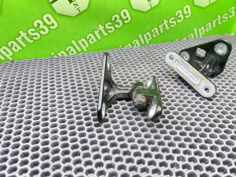 Петли дверей, 1200 рублей, Калининград