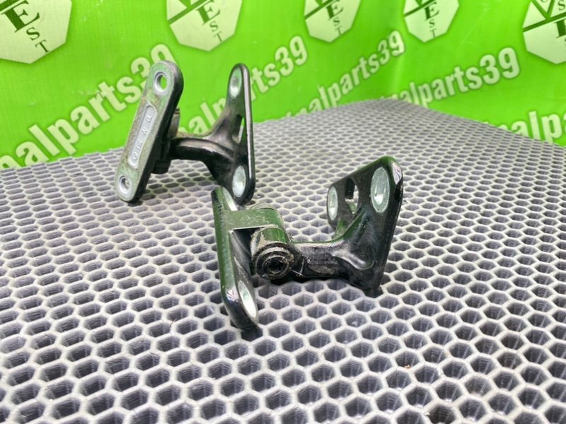 Петли дверей, 1200 рублей, Калининград