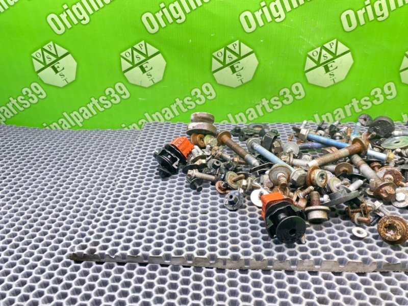 Болты, 2100 рублей, Калининград