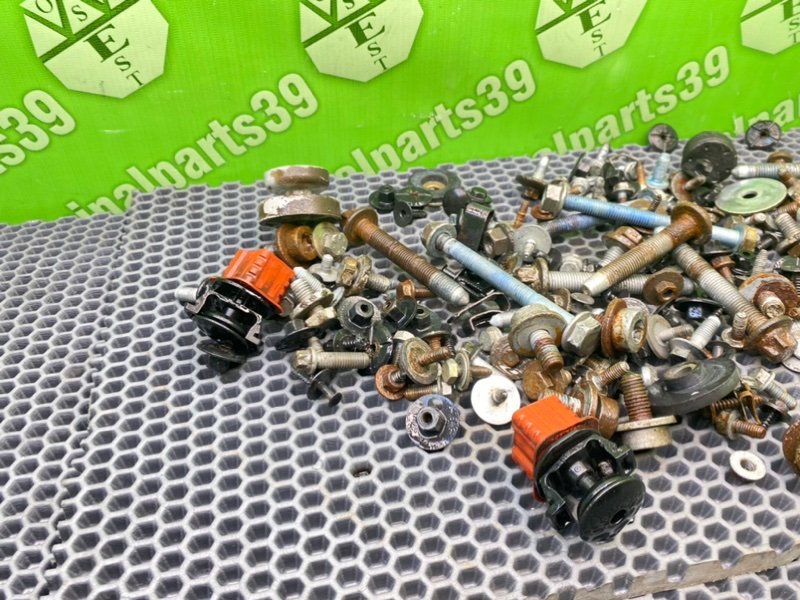 Болты, 2100 рублей, Калининград