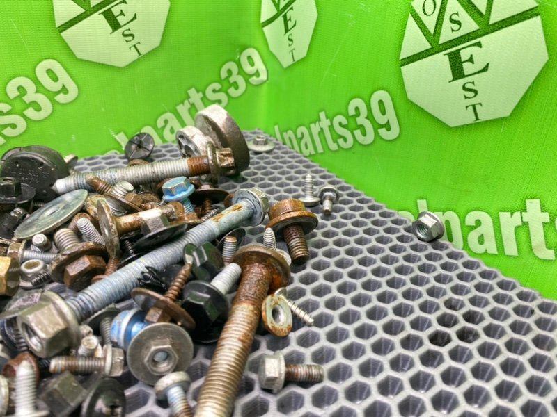 Болты, 2100 рублей, Калининград