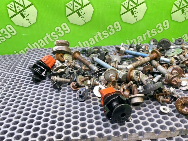 Болты, 2100 рублей, Калининград