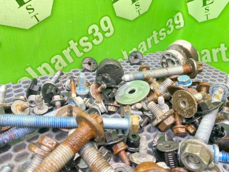 Болты, 2100 рублей, Калининград