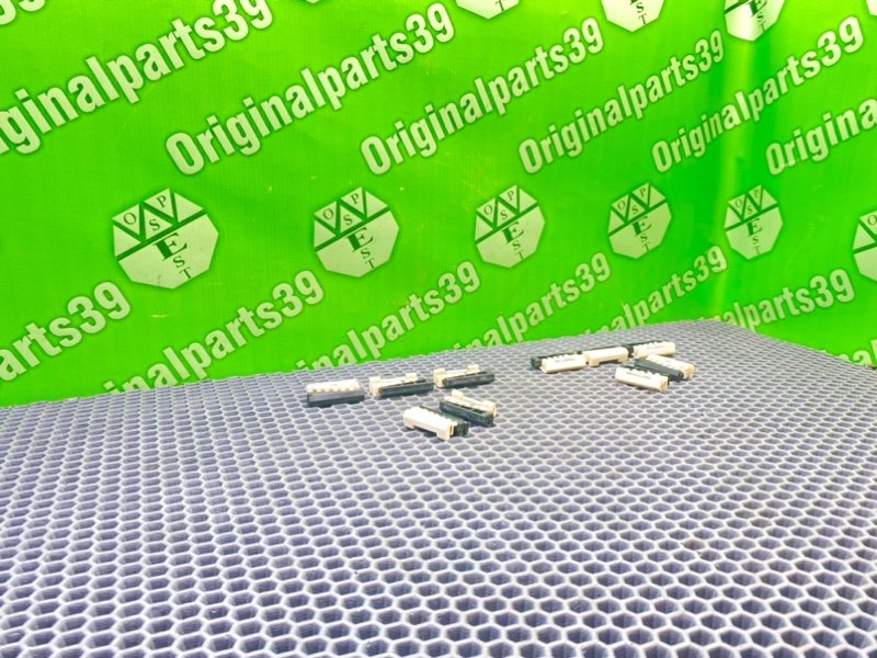 Крепеж молдингов, 1700 рублей, Калининград