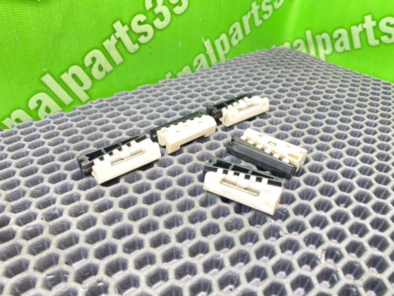 Крепеж молдингов, 1700 рублей, Калининград