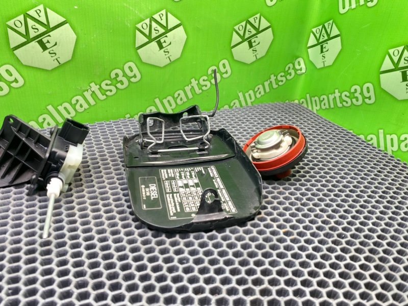 Лючок бензобака, 1500 рублей, Калининград