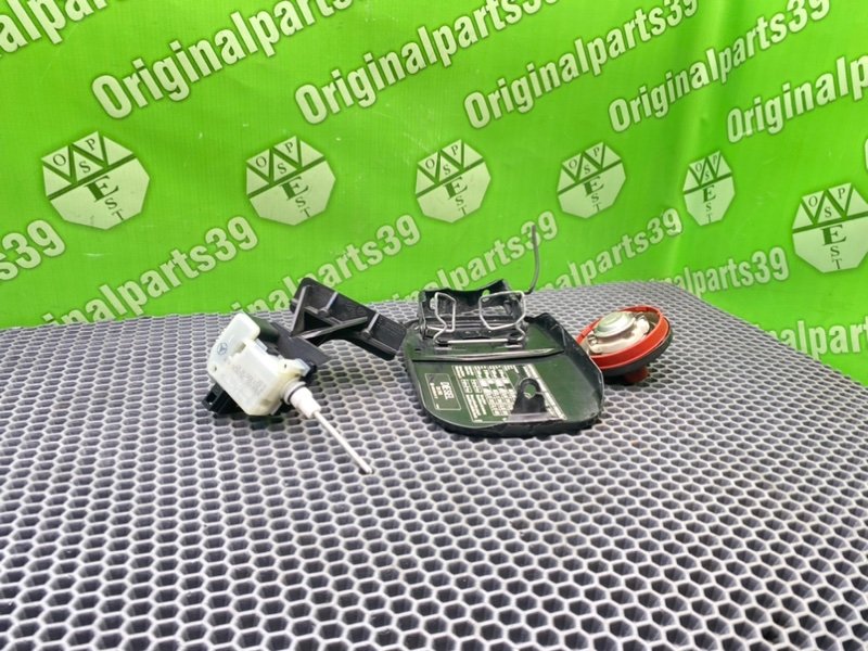 Лючок бензобака, 1500 рублей, Калининград