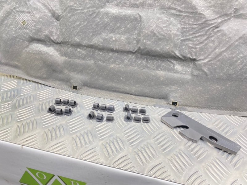 Обшивка капота, 2400 рублей, Калининград