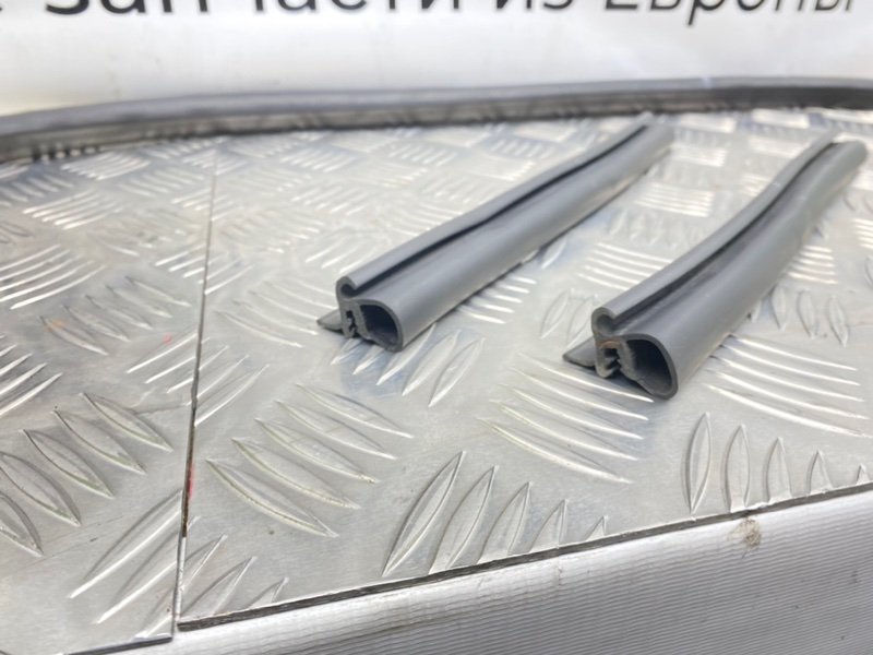 Уплотнители капота, 2600 рублей, Калининград