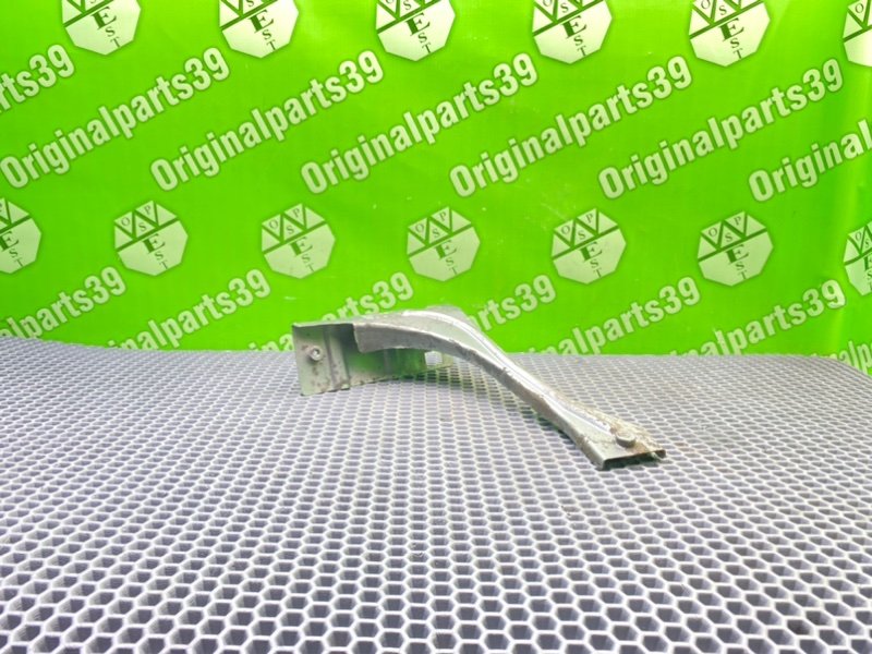 Кронштейн крыла, 1500 рублей, Калининград