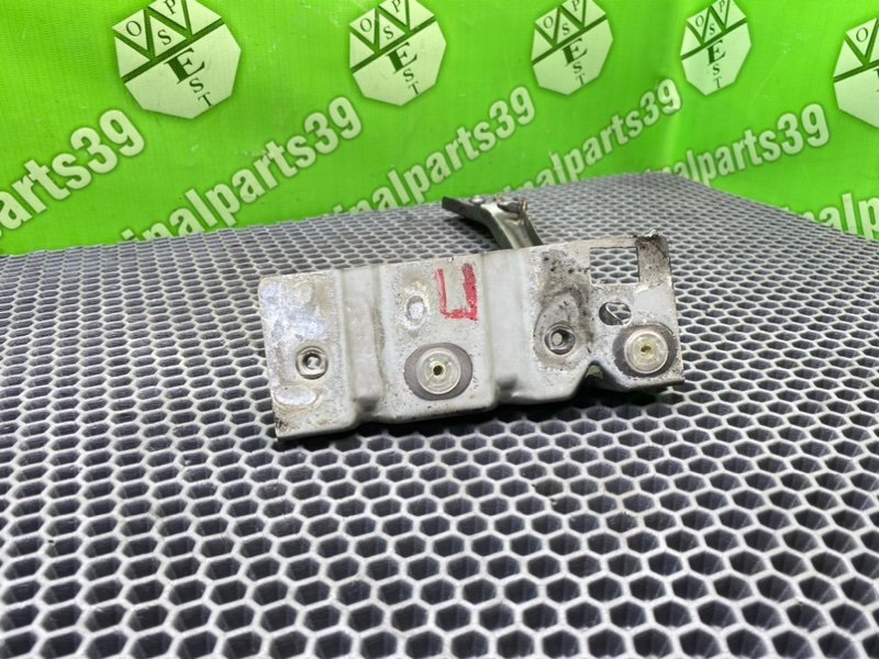 Кронштейн крыла, 1500 рублей, Калининград