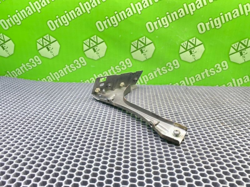 Кронштейн крыла, 1500 рублей, Калининград