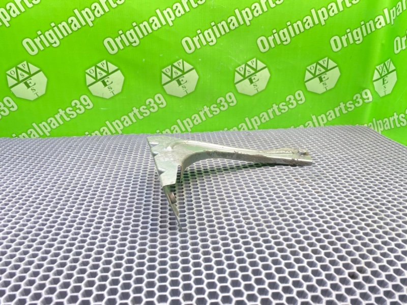 Кронштейн крыла, 1500 рублей, Калининград