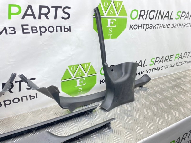 Накладки порогов, 1600 рублей, Калининград