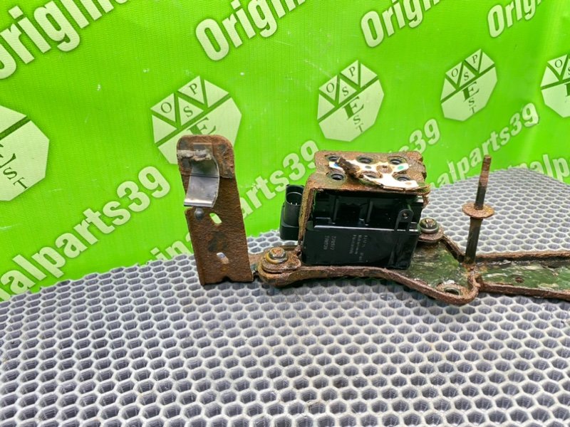 Кронштейн, 5100 рублей, Калининград