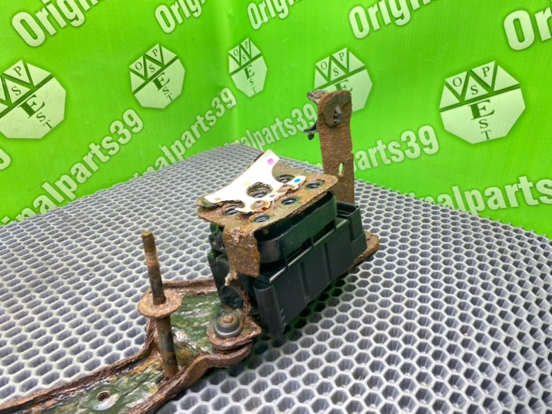 Кронштейн, 5100 рублей, Калининград