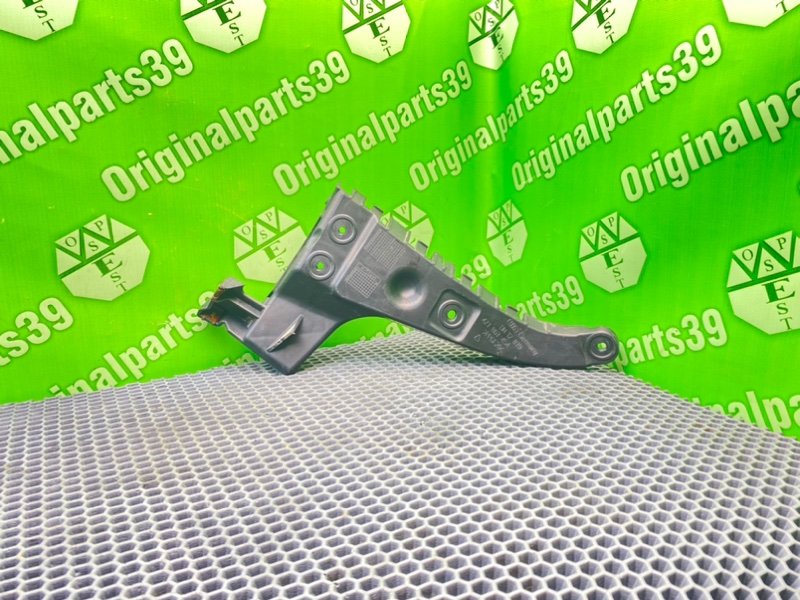 Кронштейн бампера, 1000 рублей, Калининград