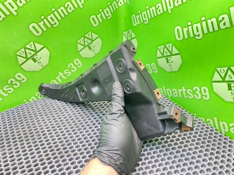 Кронштейн бампера, 1000 рублей, Калининград