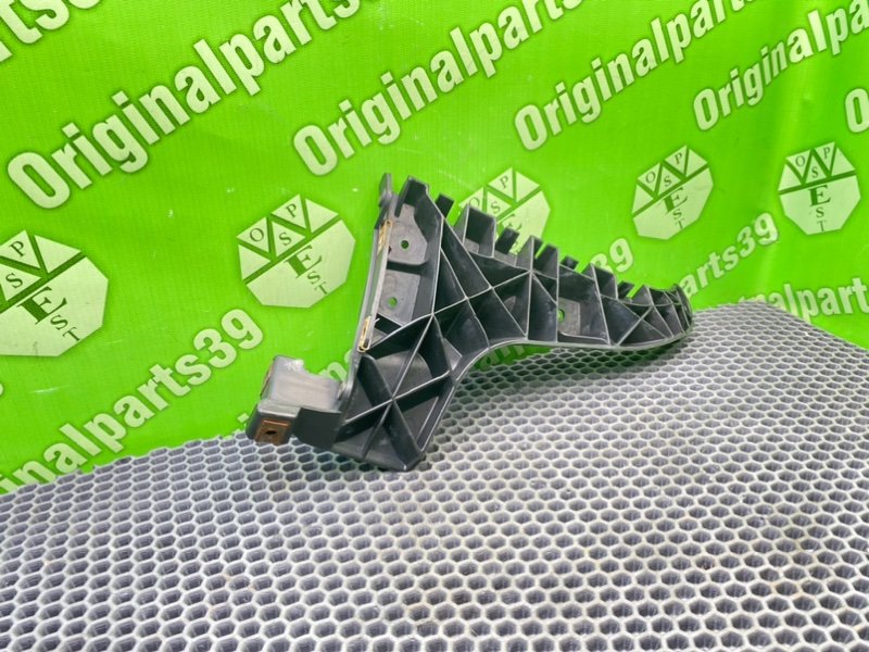 Кронштейн бампера, 1000 рублей, Калининград