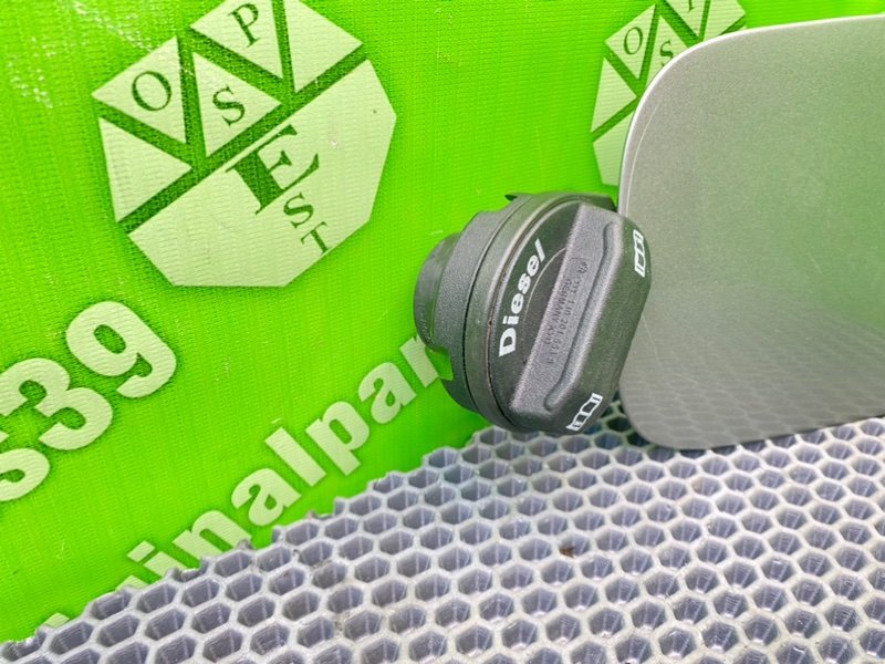 Лючок бензобака, 1300 рублей, Калининград