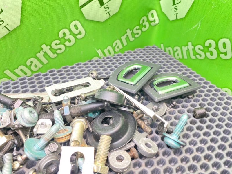 Болты салона, 2000 рублей, Калининград