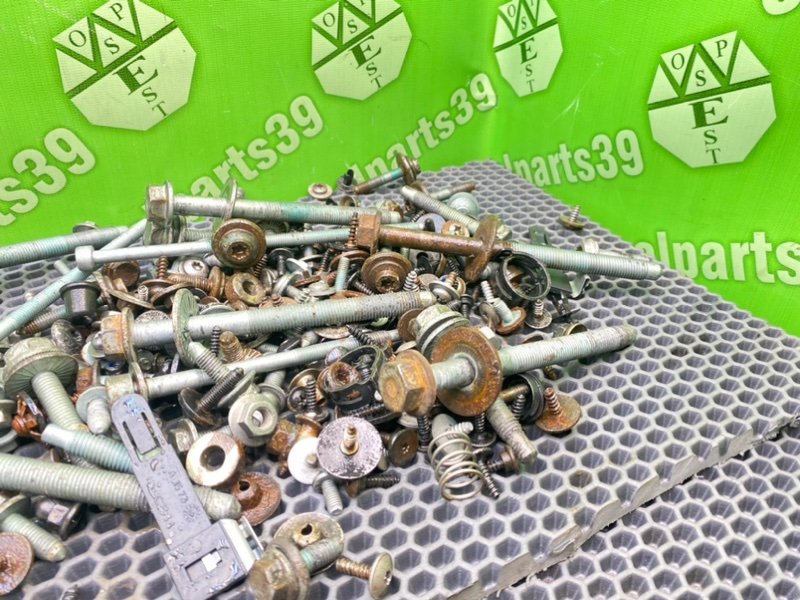 Болты, 2300 рублей, Калининград