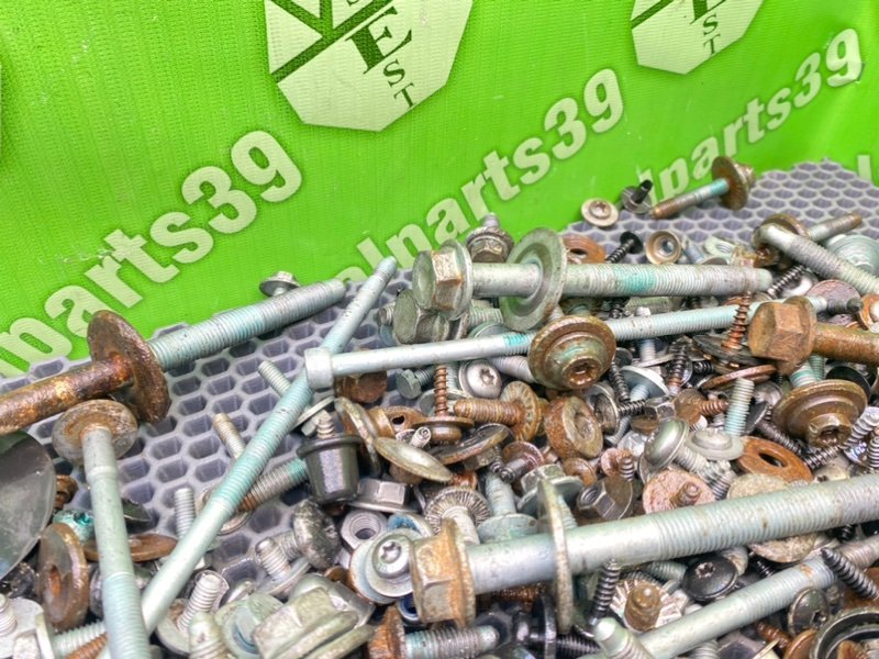 Болты, 2300 рублей, Калининград